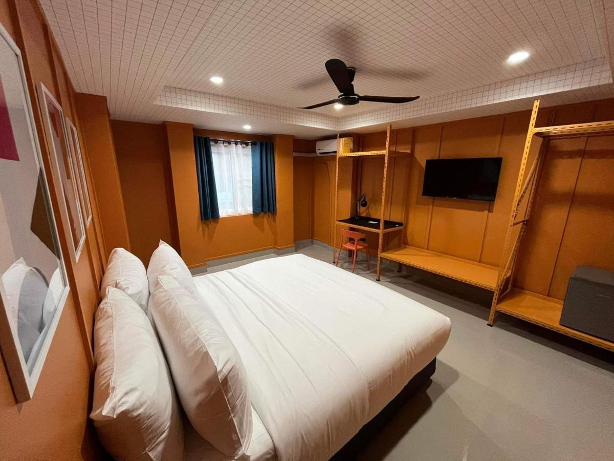 Sari Boutique Hotel Patong Esterno foto