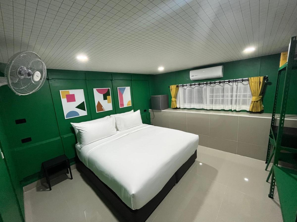 Sari Boutique Hotel Patong Esterno foto